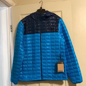 NWT North Face Thermoball Eco hooded jacket